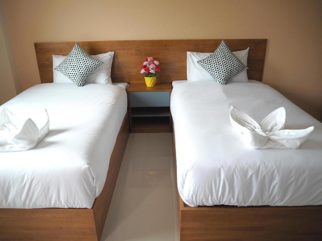Regent Room Hotel Surat Thani Esterno foto