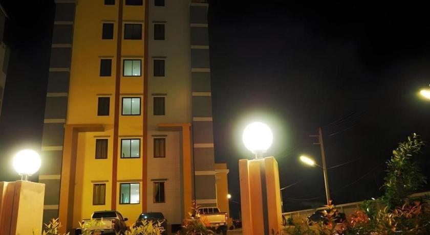 Regent Room Hotel Surat Thani Esterno foto