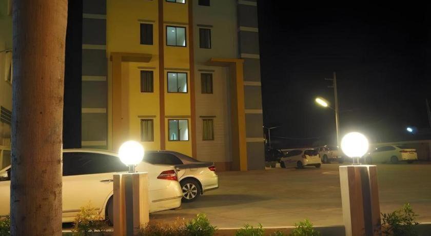 Regent Room Hotel Surat Thani Esterno foto