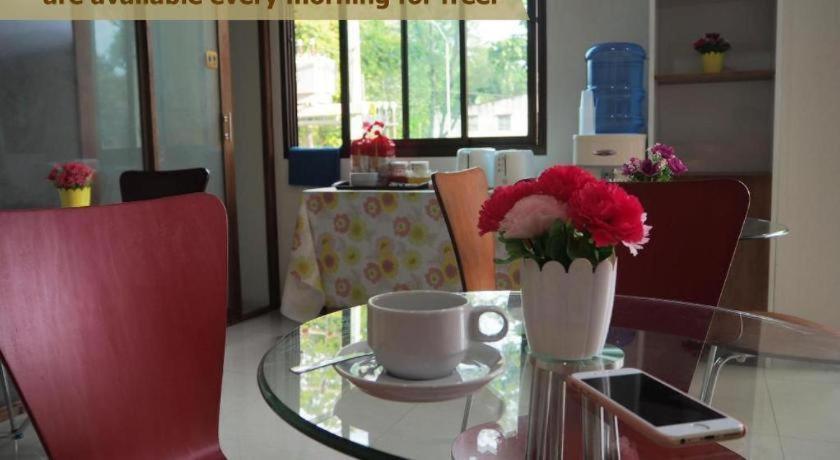 Regent Room Hotel Surat Thani Esterno foto