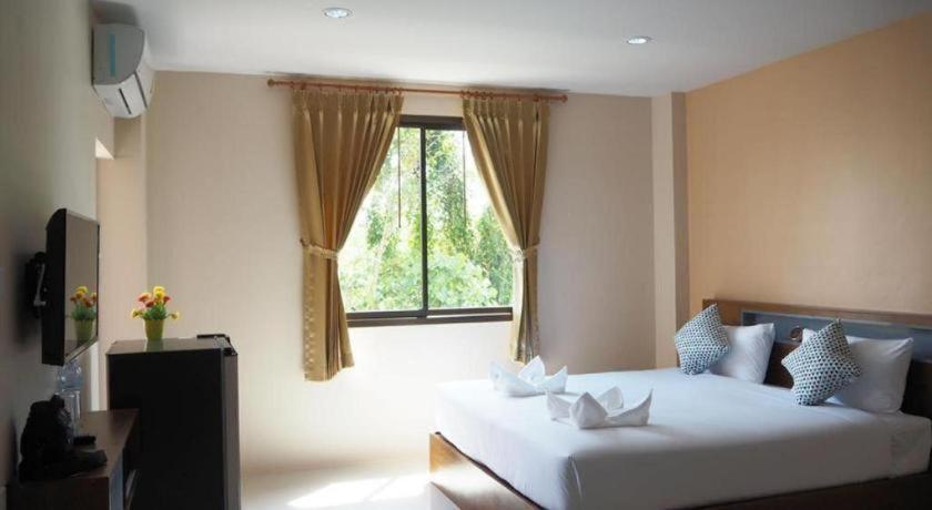 Regent Room Hotel Surat Thani Esterno foto